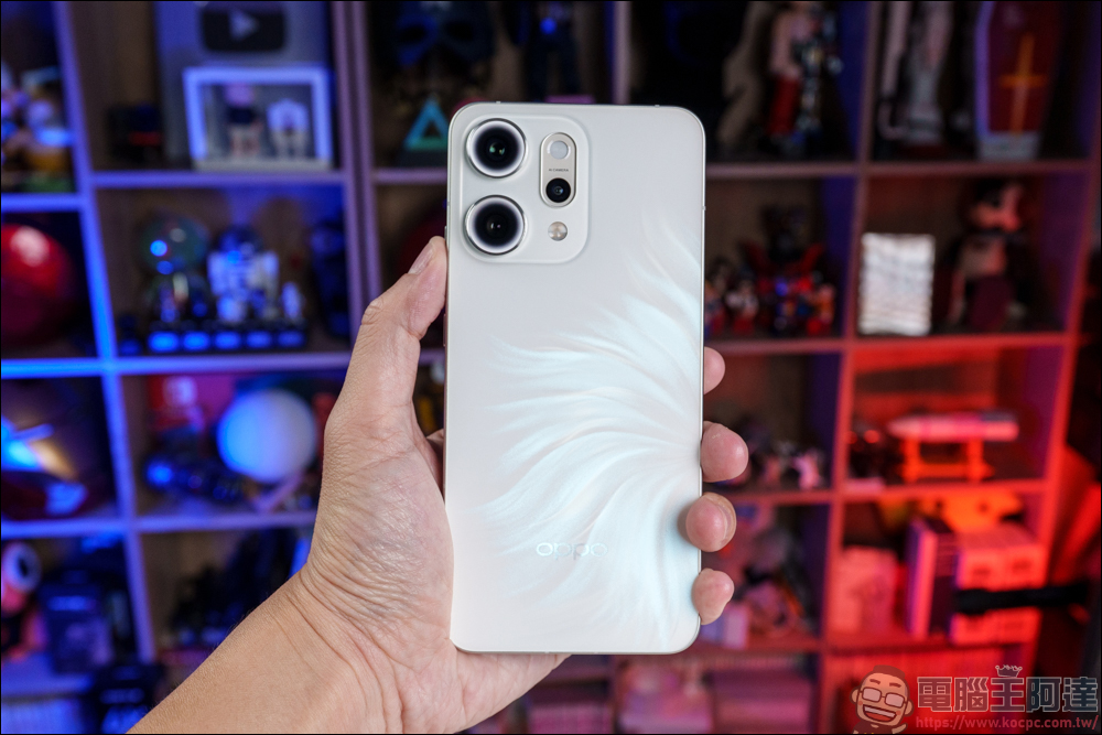 什麼是矽碳電池?對智慧型手機重要嗎? - 電腦王阿達 OPPO Reno14 Pro 開箱:5000萬畫素四鏡頭 + AI 影像黑科技,續航實力全面升級 - 電腦王阿達