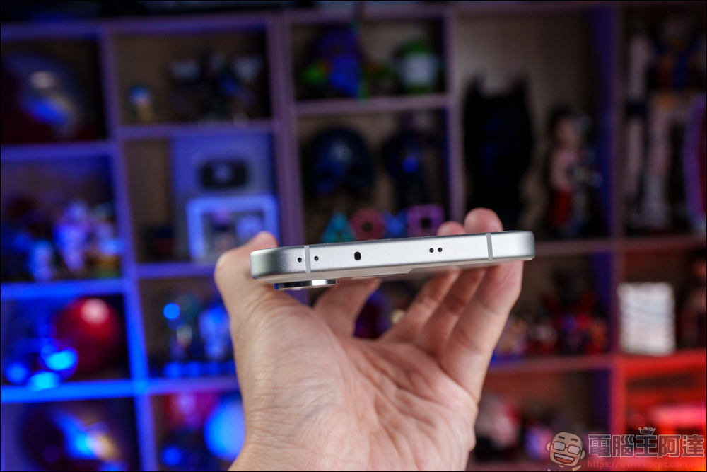 OPPO Reno14 Pro 開箱:5000萬畫素四鏡頭 + AI 影像黑科技,續航實力全面升級 - 電腦王阿達 OPPO Reno14 Pro 開箱:5000萬畫素四鏡頭 + AI 影像黑科技,續航實力全面升級 - 電腦王阿達