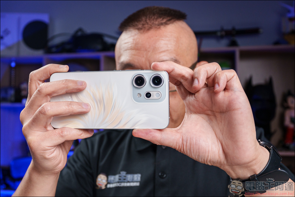 OPPO Reno14 Pro 開箱:5000萬畫素四鏡頭 + AI 影像黑科技,續航實力全面升級 - 電腦王阿達 OPPO Reno14 Pro 開箱:5000萬畫素四鏡頭 + AI 影像黑科技,續航實力全面升級 - 電腦王阿達