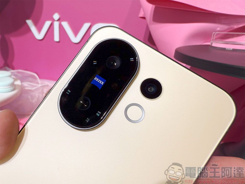 精巧旗艦 vivo X200 FE 在台推出,顏值實力兼備的全能攝手 - 電腦王阿達 精巧旗艦 vivo X200 FE 在台推出,顏值實力兼備的全能攝手 - 電腦王阿達