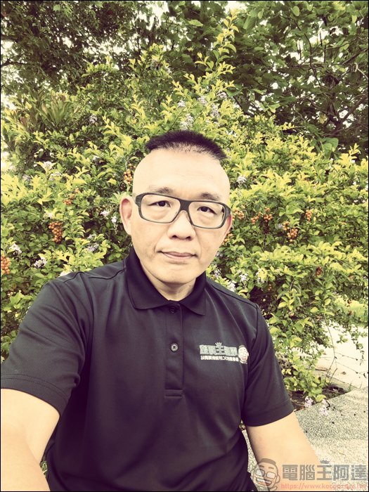 COMITOK MOGO 手機穩定器開箱動手玩|與 Apple DockKit 連動,讓穩定器成為你的隨行攝影師! - 電腦王阿達 COMITOK MOGO 手機穩定器開箱動手玩|與 Apple DockKit 連動,讓穩定器成為你的隨行攝影師! - 電腦王阿達