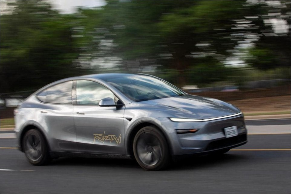 特斯拉 Robotaxi 美國運營測試狀況百出:急煞、逆行、超速、險些與前車擦撞 - 電腦王阿達 特斯拉 Robotaxi 美國運營測試狀況百出:急煞、逆行、超速、險些與前車擦撞 - 電腦王阿達
