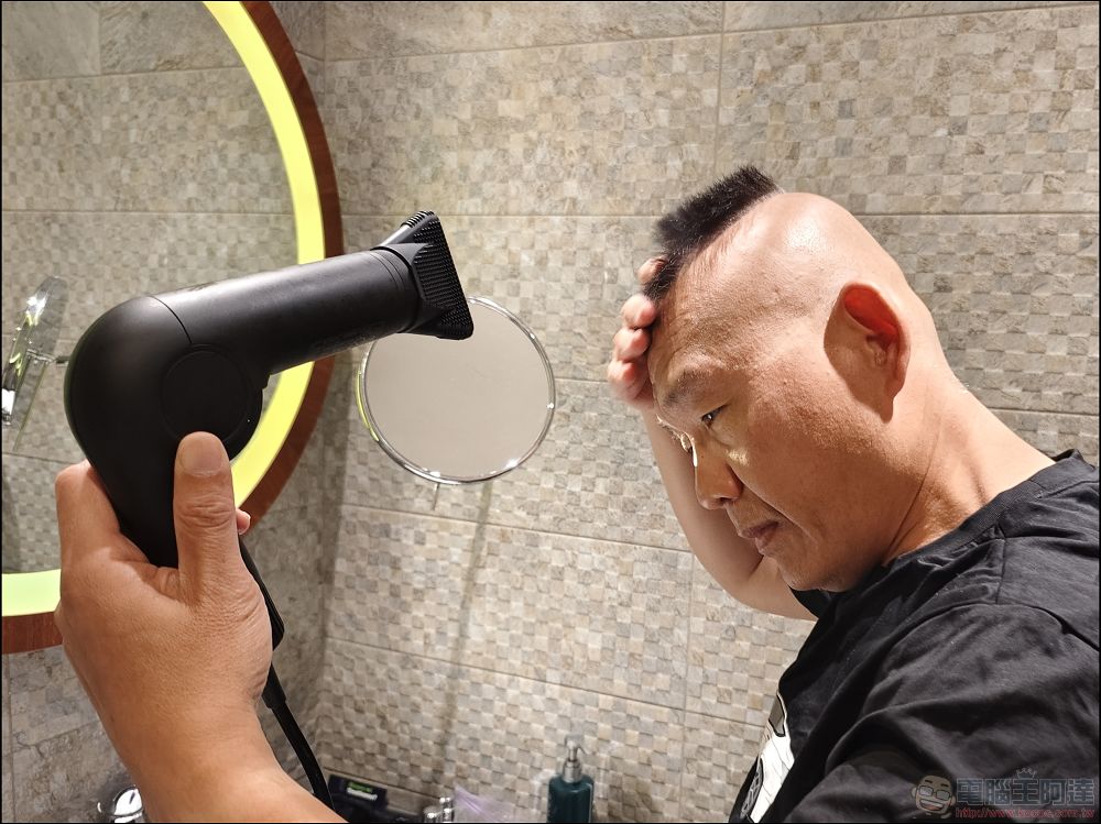 出國旅遊必備!小巧可折疊、全球可用、免切電壓:TESCOM TD860 miniGO國際自動變壓摺疊吹風機動手玩 - 電腦王阿達 出國旅遊必備!小巧可折疊、全球可用、免切電壓:TESCOM TD860 miniGO國際自動變壓摺疊吹風機動手玩 - 電腦王阿達