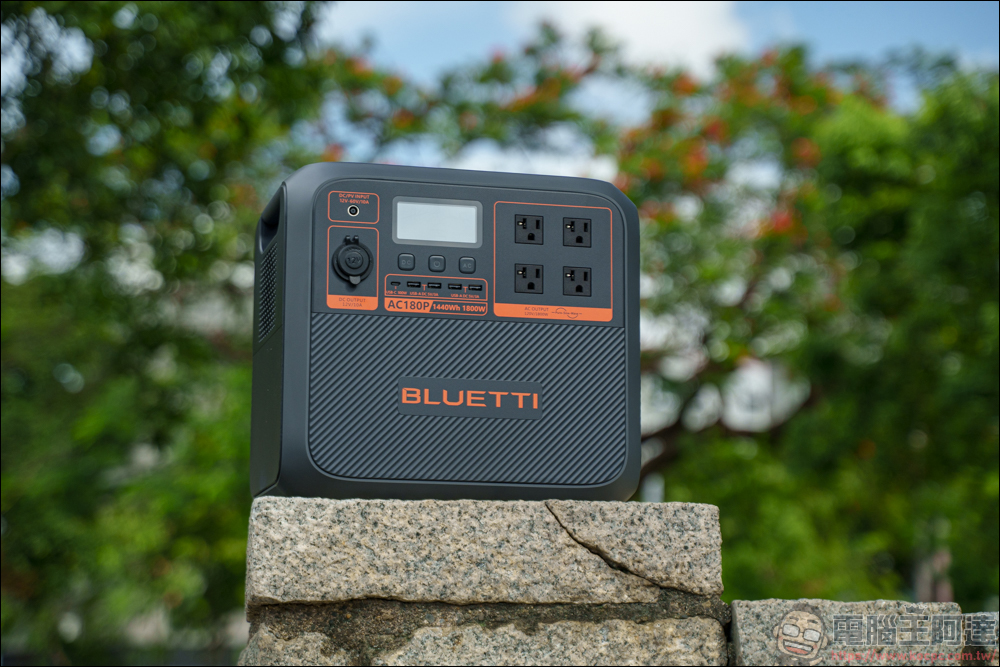 BLUETTI 1800W 電吉拉行動電站實測:1800W最強輸出、近1.5度電超大容量,行動電站天花板! - 電腦王阿達 BLUETTI 1800W 電吉拉行動電站實測:1800W最強輸出、近1.5度電超大容量,行動電站天花板! - 電腦王阿達