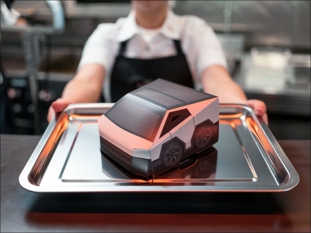 復古未來主義風格滿滿!特斯拉首間主題充電餐廳「Tesla Diner」好萊塢登場 - 電腦王阿達 復古未來主義風格滿滿!特斯拉首間主題充電餐廳「Tesla Diner」好萊塢登場 - 電腦王阿達
