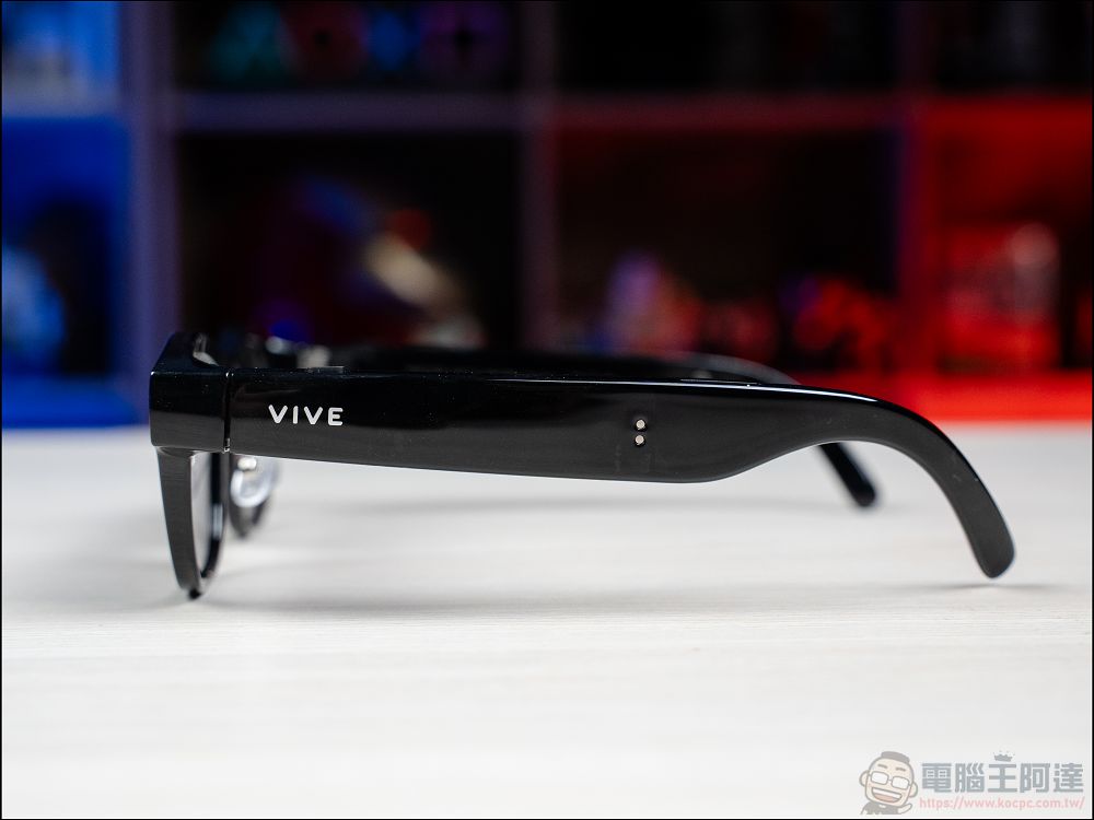 HTC VIVE Eagle 開箱:真台灣製造,能回答問題、通話、播放音樂、翻譯、記事、拍照、錄影的全能AI智慧眼鏡 - 電腦王阿達 HTC VIVE Eagle 開箱:真台灣製造,能回答問題、通話、播放音樂、翻譯、記事、拍照、錄影的全能AI智慧眼鏡 - 電腦王阿達