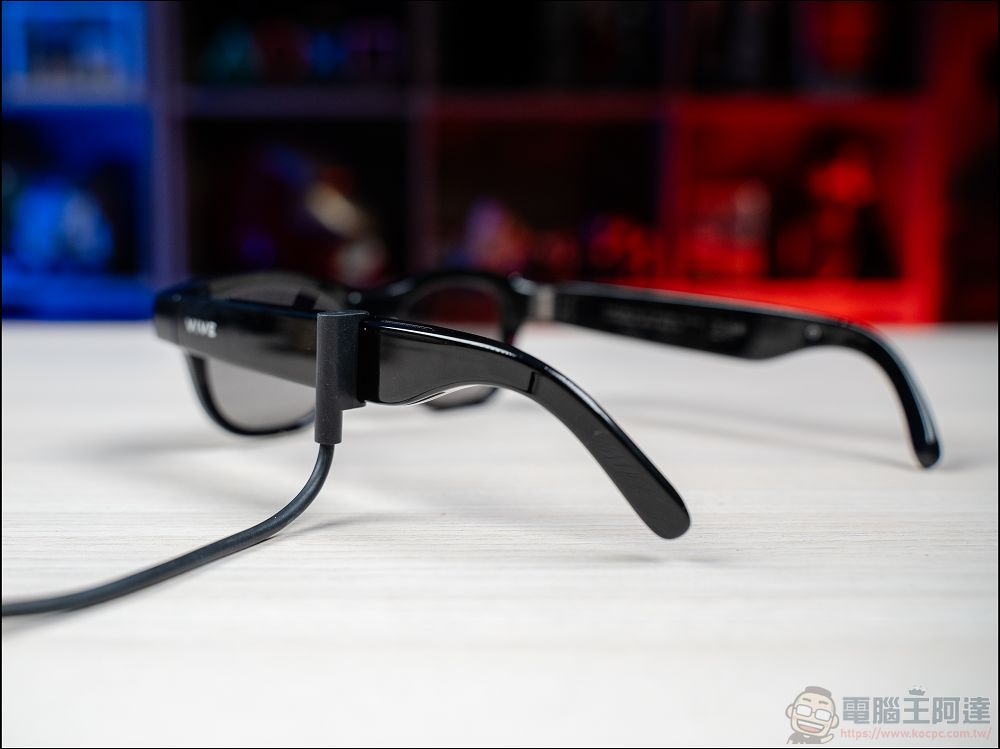 HTC VIVE Eagle 開箱:真台灣製造,能回答問題、通話、播放音樂、翻譯、記事、拍照、錄影的全能AI智慧眼鏡 - 電腦王阿達 HTC VIVE Eagle 開箱:真台灣製造,能回答問題、通話、播放音樂、翻譯、記事、拍照、錄影的全能AI智慧眼鏡 - 電腦王阿達