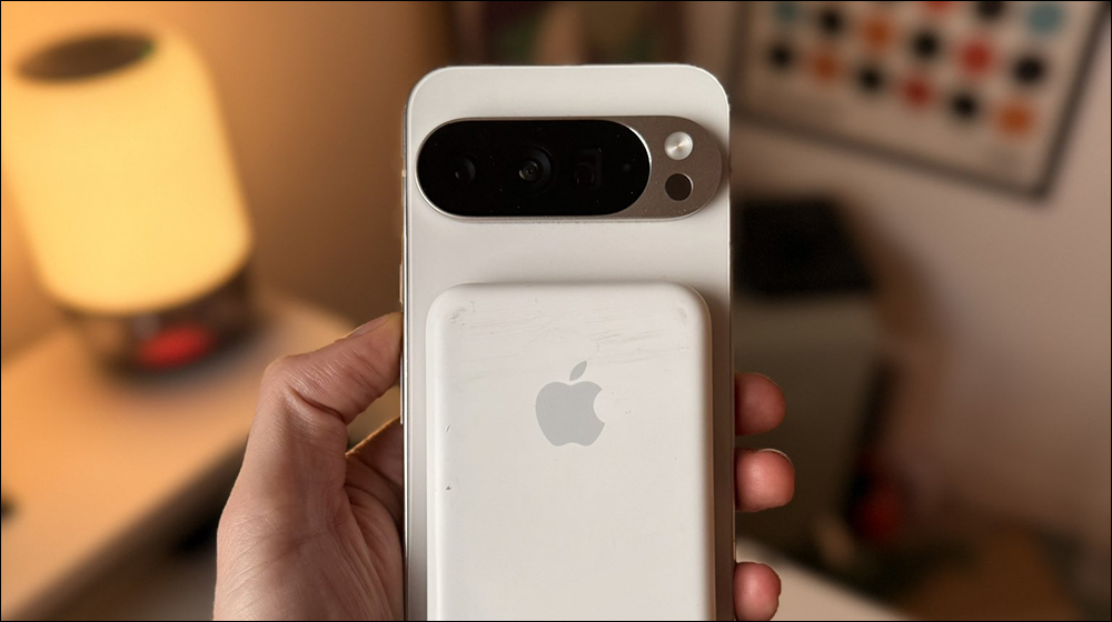 Google Pixel 10 用 Apple MagSafe 行動電源竟能充電?優缺點一次看!便利與限制大公開 - 電腦王阿達 Pixel 10
