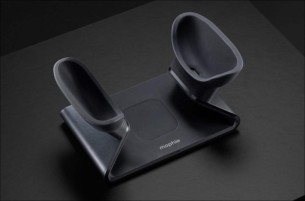 AirPods Max 終於能無線充電!Mophie 推出 AirPods 專用二合一充電支架,充電、收納一次搞定 - 電腦王阿達 AirPods