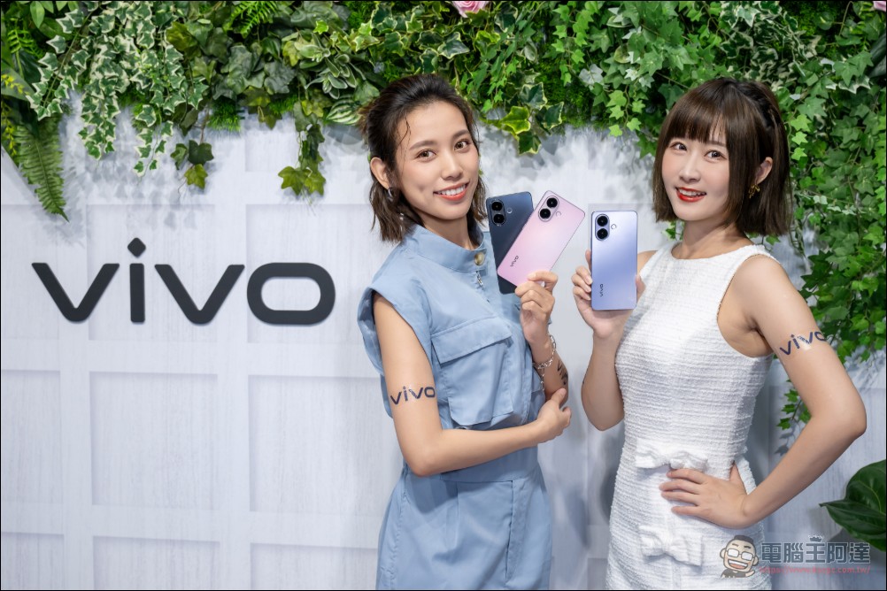 vivo X Fold5銷售長紅、限量新色「青松」登場,V60 Lite 同步上市 - 電腦王阿達 vivo X Fold5銷售長紅、限量新色「青松」登場,V60 Lite 同步上市 - 電腦王阿達