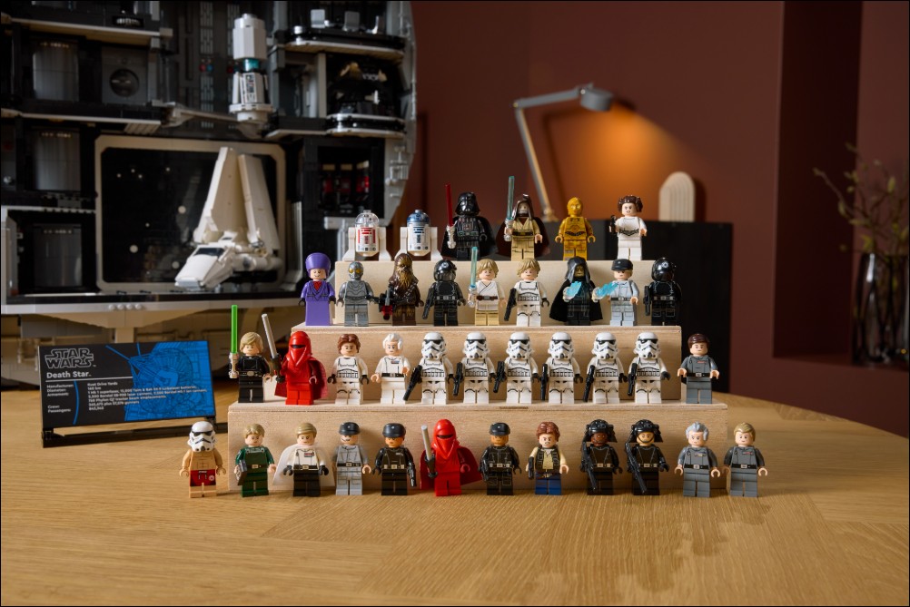 LEGO 發表史上最龐大、最昂貴《星際大戰》死星積木組,超過 9,000 塊零件、售價高達 1,000 美元 - 電腦王阿達 LEGO 發表史上最龐大、最昂貴《星際大戰》死星積木組,超過 9,000 塊零件、售價高達 1,000 美元 - 電腦王阿達