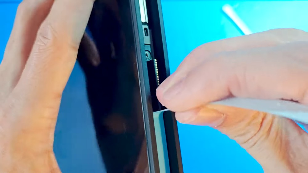 只花 40 美元續航力多一小時!國外用戶將 Nintendo Switch 2 電池改裝到 8,000mAh - 電腦王阿達 只花 40 美元續航力多一小時!國外用戶將 Nintendo Switch 2 電池改裝到 8,000mAh - 電腦王阿達