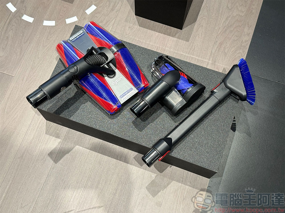 鉛筆吸塵器 Dyson PencilVac Fluffycones 在台推出,不到 1 公斤極輕盈、超靈巧 - 電腦王阿達 鉛筆吸塵器 Dyson PencilVac Fluffycones 在台推出,不到 1 公斤極輕盈、超靈巧 - 電腦王阿達