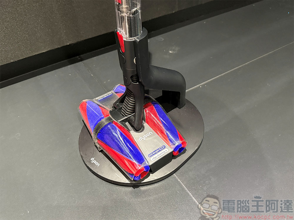 鉛筆吸塵器 Dyson PencilVac Fluffycones 在台推出,不到 1 公斤極輕盈、超靈巧 - 電腦王阿達 鉛筆吸塵器 Dyson PencilVac Fluffycones 在台推出,不到 1 公斤極輕盈、超靈巧 - 電腦王阿達