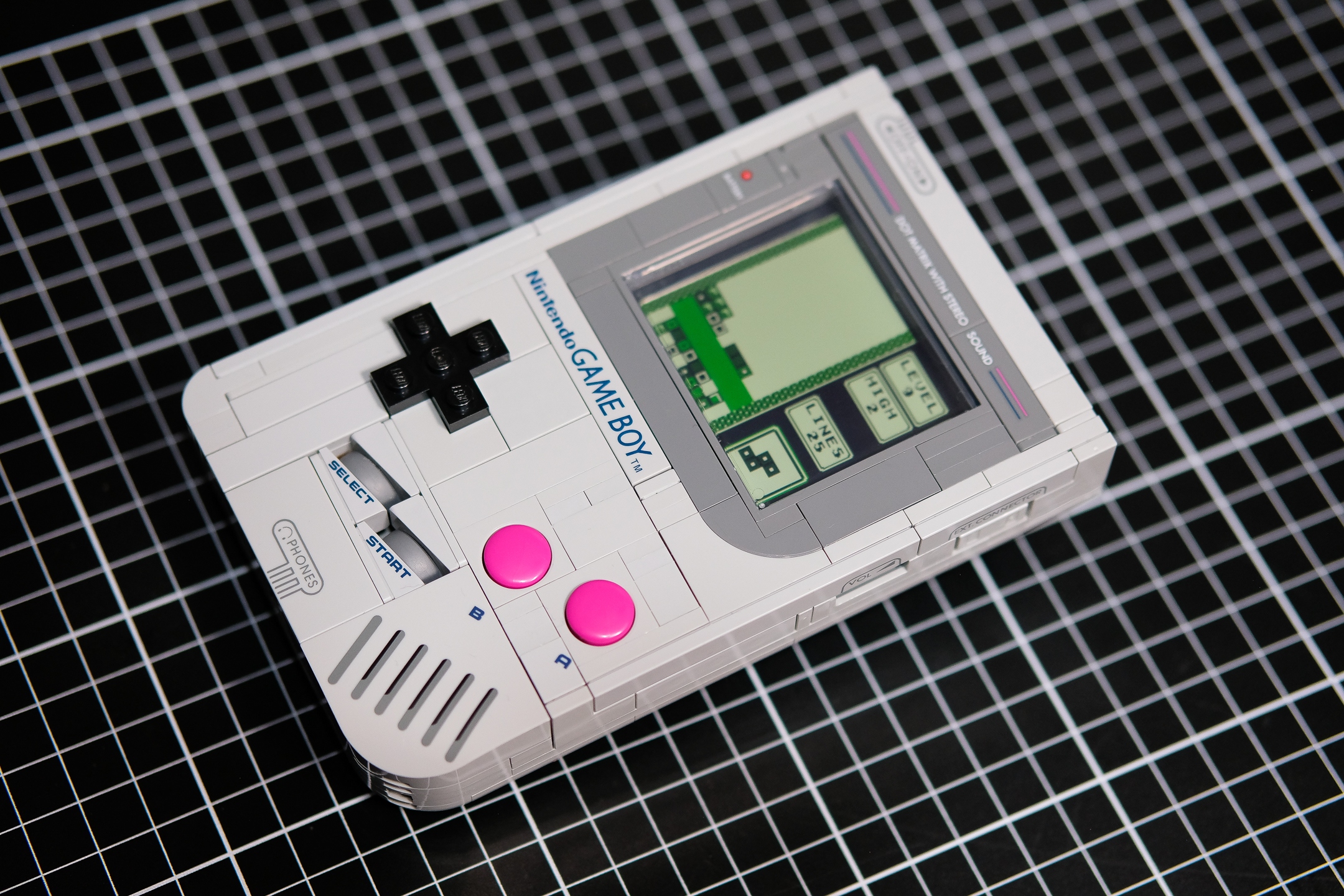 模改玩家再次出手!將「樂高 Game Boy」改造成實際可玩的版本 - 電腦王阿達 模改玩家再次出手!將「樂高 Game Boy」改造成實際可玩的版本 - 電腦王阿達