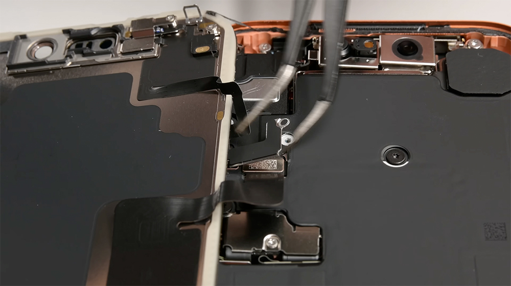 iPhone 17 系列、iPhone Air 維修費用一次看!換螢幕、換電池、換背板要花多少錢? - 電腦王阿達 iPhone 17