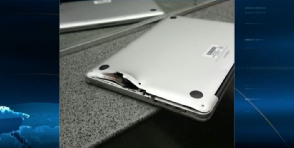 戰場認證!M1 MacBook Air 為烏克蘭士兵擋下砲彈碎片,還能正常開機運行 - 電腦王阿達 戰場認證!M1 MacBook Air 為烏克蘭士兵擋下砲彈碎片,還能正常開機運行 - 電腦王阿達