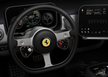可能是最接近 Apple Car 的車？法拉利首款純電動超跑 Ferrari Luce 滿滿 Apple 風格的內裝設計， Jony Ive 團隊操刀
