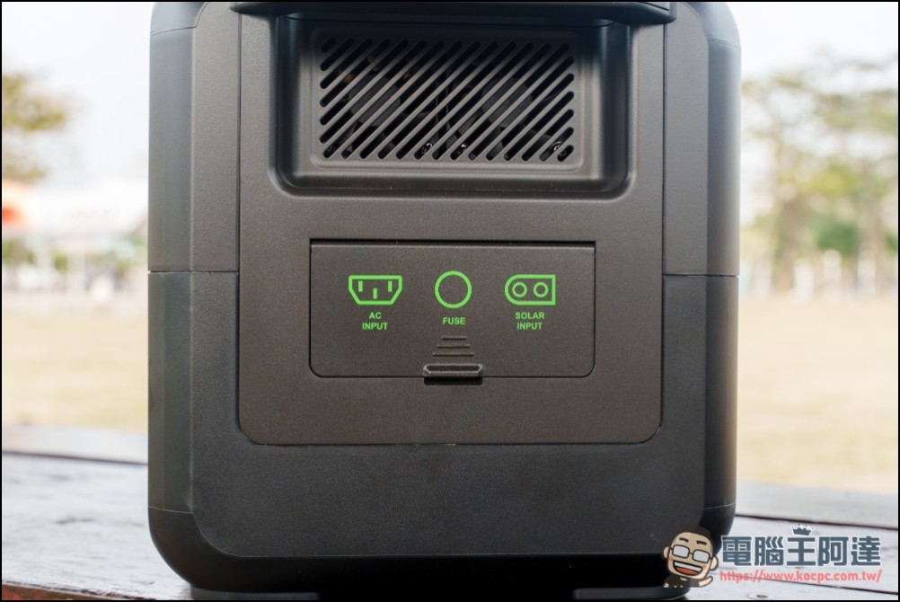 能源方舟 1200 行動電站開箱:體積縮小一半、效能不縮水!性價比最高的家用儲能 - 電腦王阿達 能源方舟 1200 行動電站開箱:體積縮小一半、效能不縮水!性價比最高的家用儲能 - 電腦王阿達