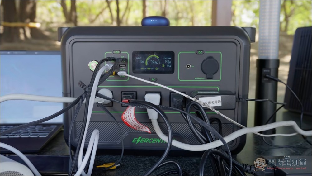 能源方舟 1200 行動電站開箱:體積縮小一半、效能不縮水!性價比最高的家用儲能 - 電腦王阿達 能源方舟 1200 行動電站開箱:體積縮小一半、效能不縮水!性價比最高的家用儲能 - 電腦王阿達