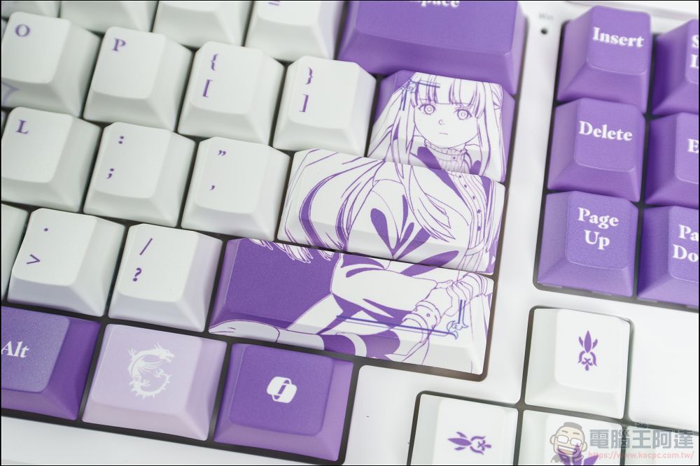MSI x《葬送的芙莉蓮》聯名鍵盤、滑鼠、滑鼠墊開箱:不是只貼角色圖,連鍵帽、燈效與桌面氛圍都做進去了 - 電腦王阿達 MSI x《葬送的芙莉蓮》聯名鍵盤、滑鼠、滑鼠墊開箱:不是只貼角色圖,連鍵帽、燈效與桌面氛圍都做進去了 - 電腦王阿達