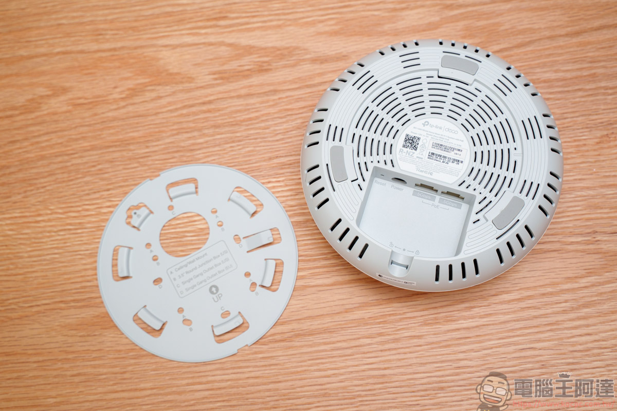 TP-Link Deco BE65-PoE 開箱實測:結合 TL-SG105PP-M2 PoE 交換器,打造透天厝無死角 Wi-Fi 7 美學網路 - 電腦王阿達 TP-Link Deco BE65-PoE 開箱實測:結合 TL-SG105PP-M2 PoE 交換器,打造透天厝無死角 Wi-Fi 7 美學網路 - 電腦王阿達