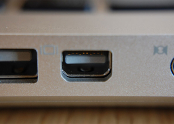 Mini DisplayPort 與 Thunderbolt 是同一種東西嗎？