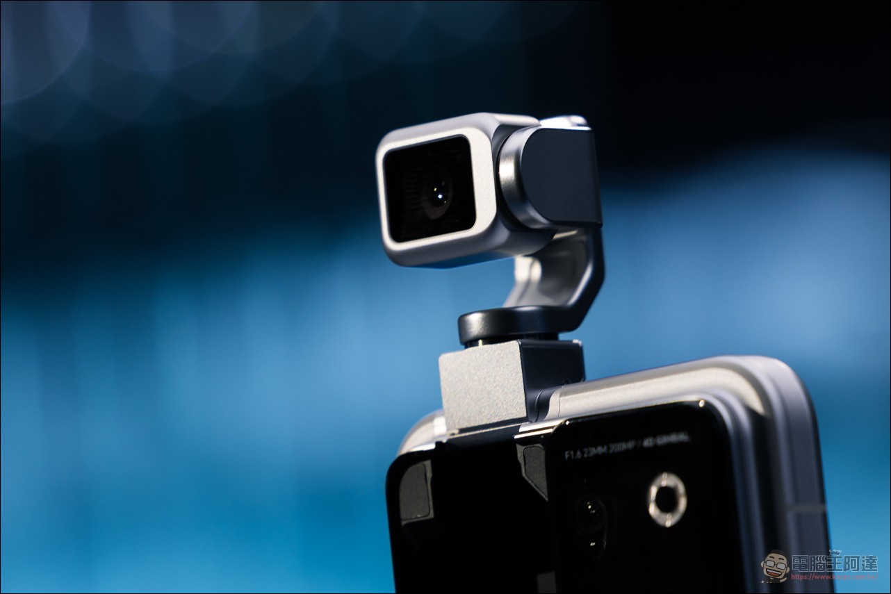 HONOR Robot Phone 正式發表:4DoF 鈦合金雲台搭配 ARRI 電影色彩,9,999 人民幣起 - 電腦王阿達 HONOR Robot Phone 正式發表:4DoF 鈦合金雲台搭配 ARRI 電影色彩,9,999 人民幣起 - 電腦王阿達