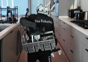 機器人到你家！美國新創 Tau Robotics 舊金山開放預約人形機器人到府清潔一小時30美元