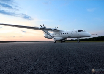 全球最大純電動飛機完成首飛：Heart Aerospace X1 飛行 27 分鐘，電費不到 5 美元