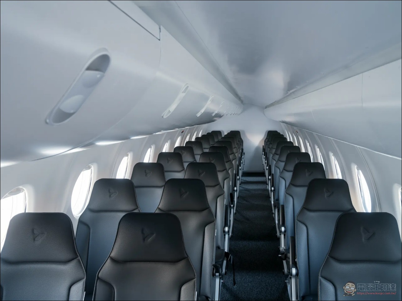 全球最大純電動飛機完成首飛:Heart Aerospace X1 飛行 27 分鐘,電費不到 5 美元 - 電腦王阿達 全球最大純電動飛機完成首飛:Heart Aerospace X1 飛行 27 分鐘,電費不到 5 美元 - 電腦王阿達