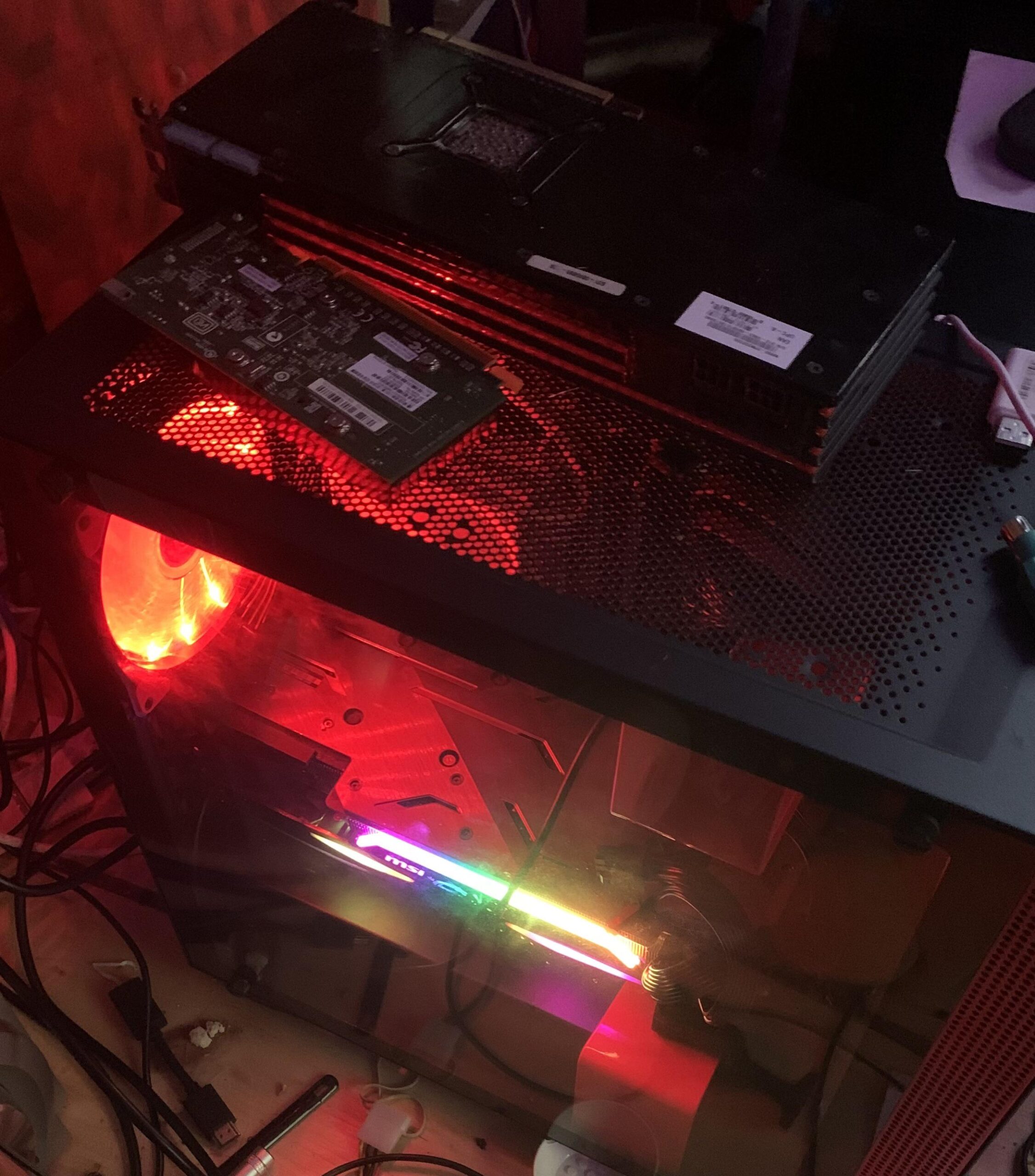 網友在垃圾場撿到還能用的 RTX 2080 Super,替換掉他用十幾年的 HD 6950 - 電腦王阿達 網友在垃圾場撿到還能用的 RTX 2080 Super,替換掉他用十幾年的 HD 6950 - 電腦王阿達