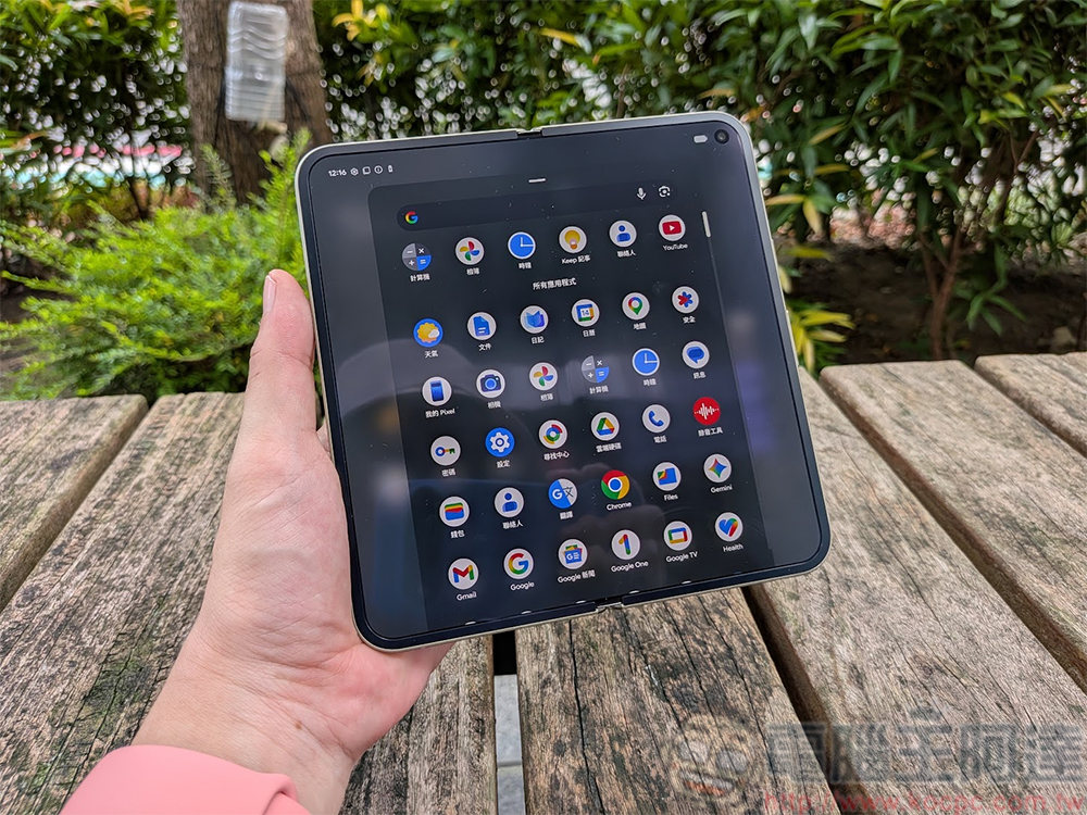 Google 摺疊機 Pixel 11 Pro Fold 實拍實測:優雅多工,好看又好用 - 電腦王阿達 Google 摺疊機 Pixel 11 Pro Fold 實拍實測:優雅多工,好看又好用 - 電腦王阿達