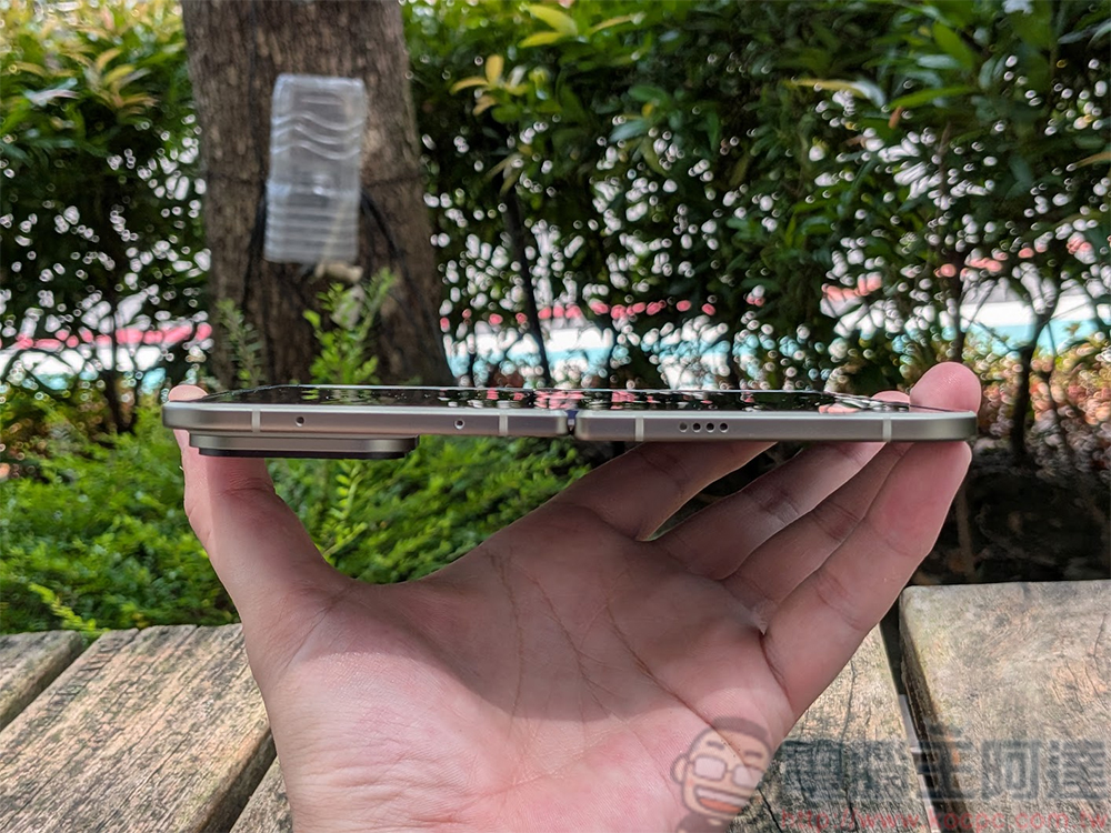 Pixel 11 系列與 Pixel 10 系列比較:新手機是否值得升級? - 電腦王阿達 Pixel 11 系列與 Pixel 10 系列比較:新手機是否值得升級? - 電腦王阿達