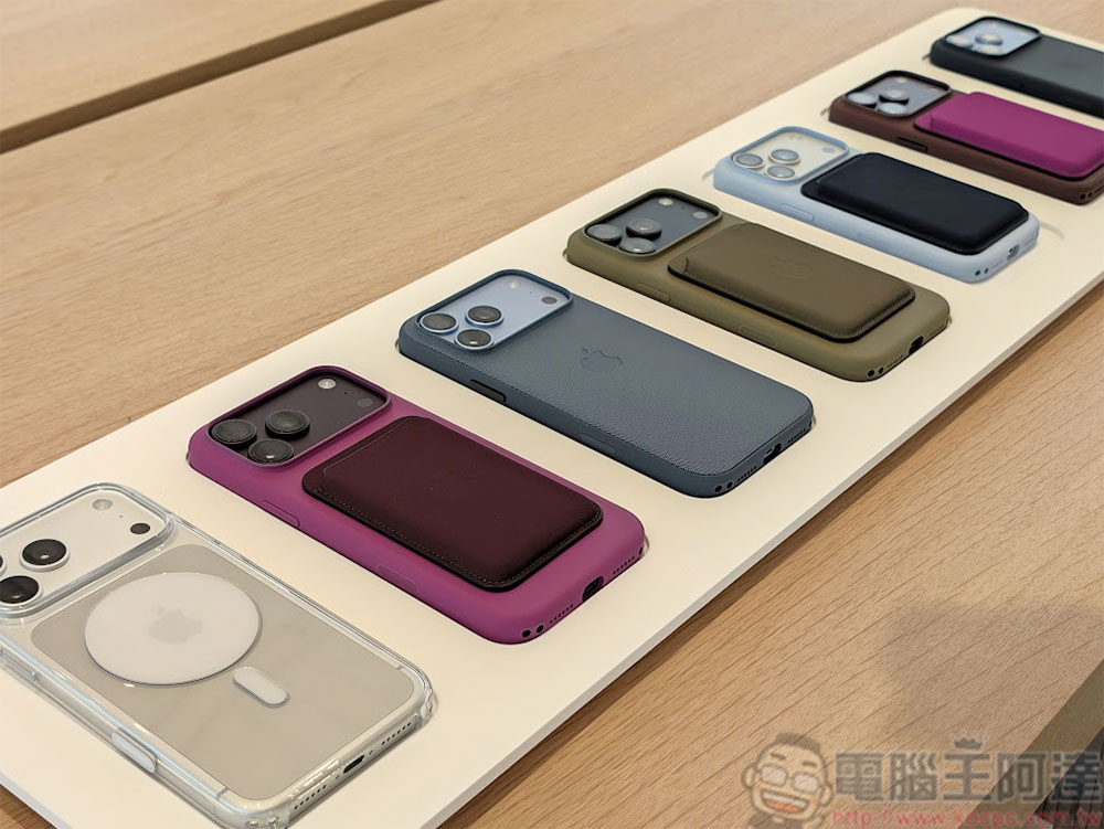 iPhone 18 Pro 系列、Apple Watch Series 12、Apple Watch Ultra 4、AirPods 5 開賣動眼看,「勃根地紅」溫潤、「冰川藍」亮眼 - 電腦王阿達 iPhone 18 Pro 系列、Apple Watch Series 12、Apple Watch Ultra 4、AirPods 5 開賣動眼看,「勃根地紅」溫潤、「冰川藍」亮眼 - 電腦王阿達