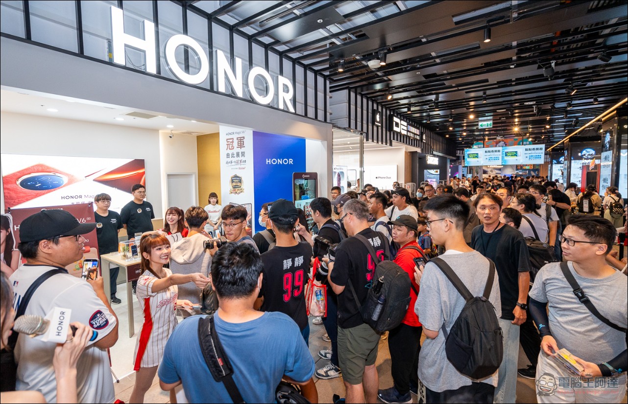 HONOR力挺味全龍征戰2026台灣大賽!「Run For HONOR」聯名應援、Magic V6丹霞紅席捲大巨蛋 - 電腦王阿達 HONOR力挺味全龍征戰2026台灣大賽!「Run For HONOR」聯名應援、Magic V6丹霞紅席捲大巨蛋 - 電腦王阿達