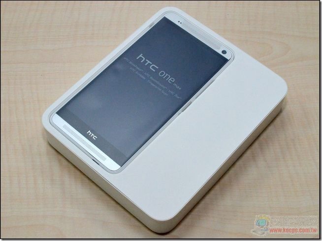 HTC One max開箱&軟體-02 HTC One max開箱&軟體-02