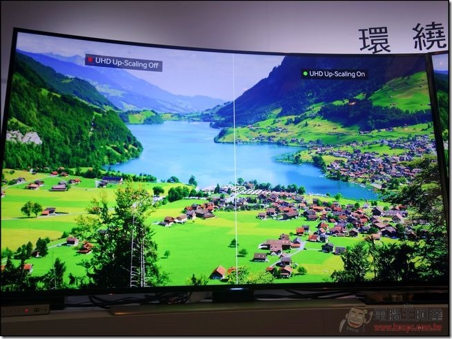 Samsung Curved UHDTV-036 Samsung Curved UHDTV-036