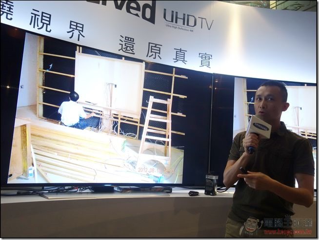 Samsung Curved UHDTV-076 Samsung Curved UHDTV-076