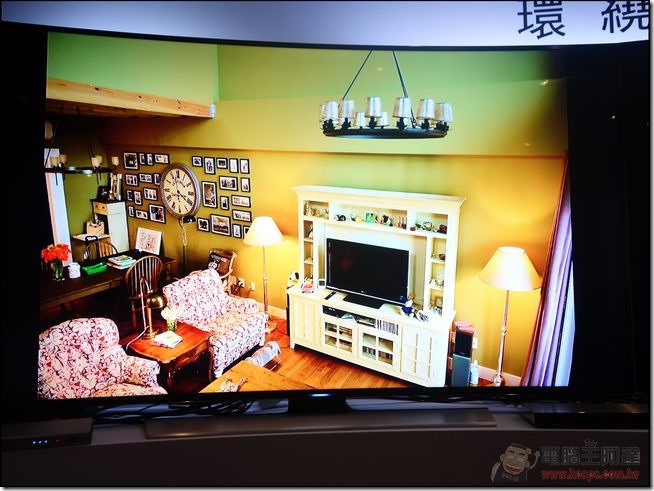 Samsung Curved UHDTV-078 Samsung Curved UHDTV-078