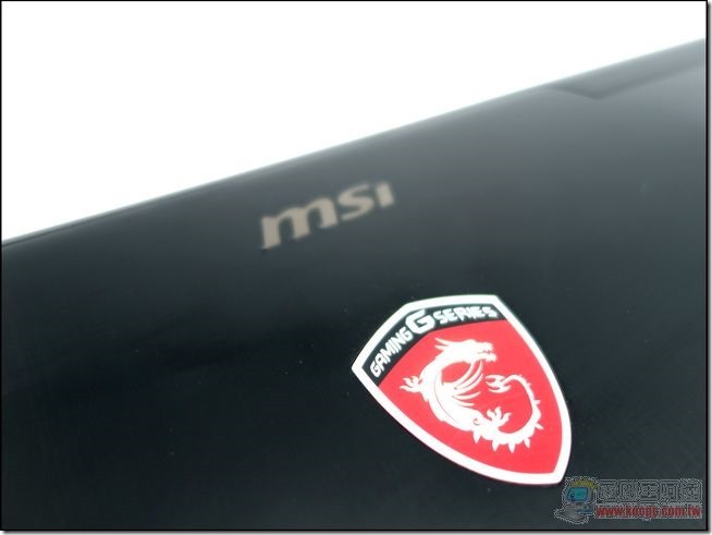 GT70 2PE開箱與外觀03 GT70 2PE開箱與外觀03