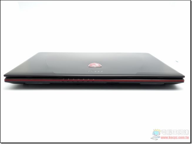 GT70 2PE開箱與外觀04 GT70 2PE開箱與外觀04