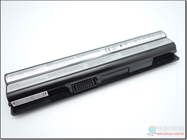 GT70 2PE開箱與外觀13 GT70 2PE開箱與外觀13