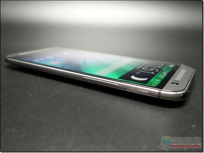 HTC One M8 外觀與配件-12 HTC One M8 外觀與配件-12