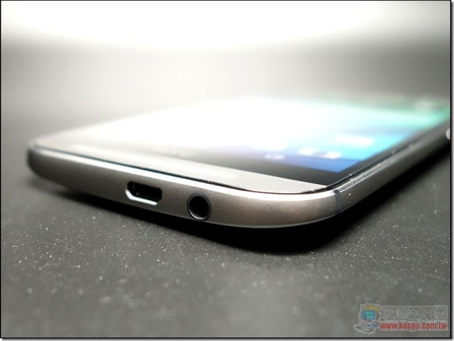 HTC One M8 外觀與配件-15 HTC One M8 外觀與配件-15