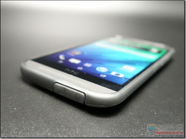 HTC One M8 外觀與配件-23