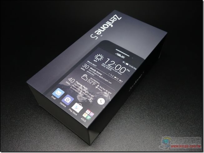 ZenFone外觀與開箱 (1) ZenFone外觀與開箱 (1)