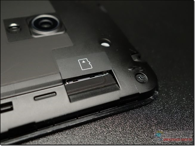 ZenFone外觀與開箱 (18) ZenFone外觀與開箱 (18)