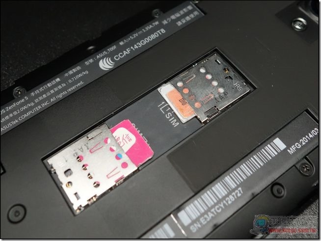 ZenFone外觀與開箱 (19) ZenFone外觀與開箱 (19)