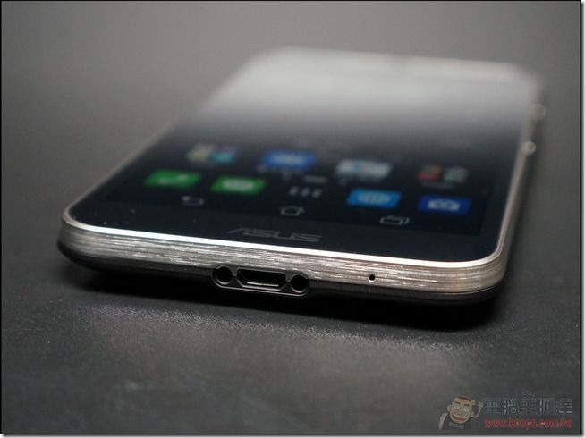 ASUS PadFone S開箱-11 ASUS PadFone S開箱-11